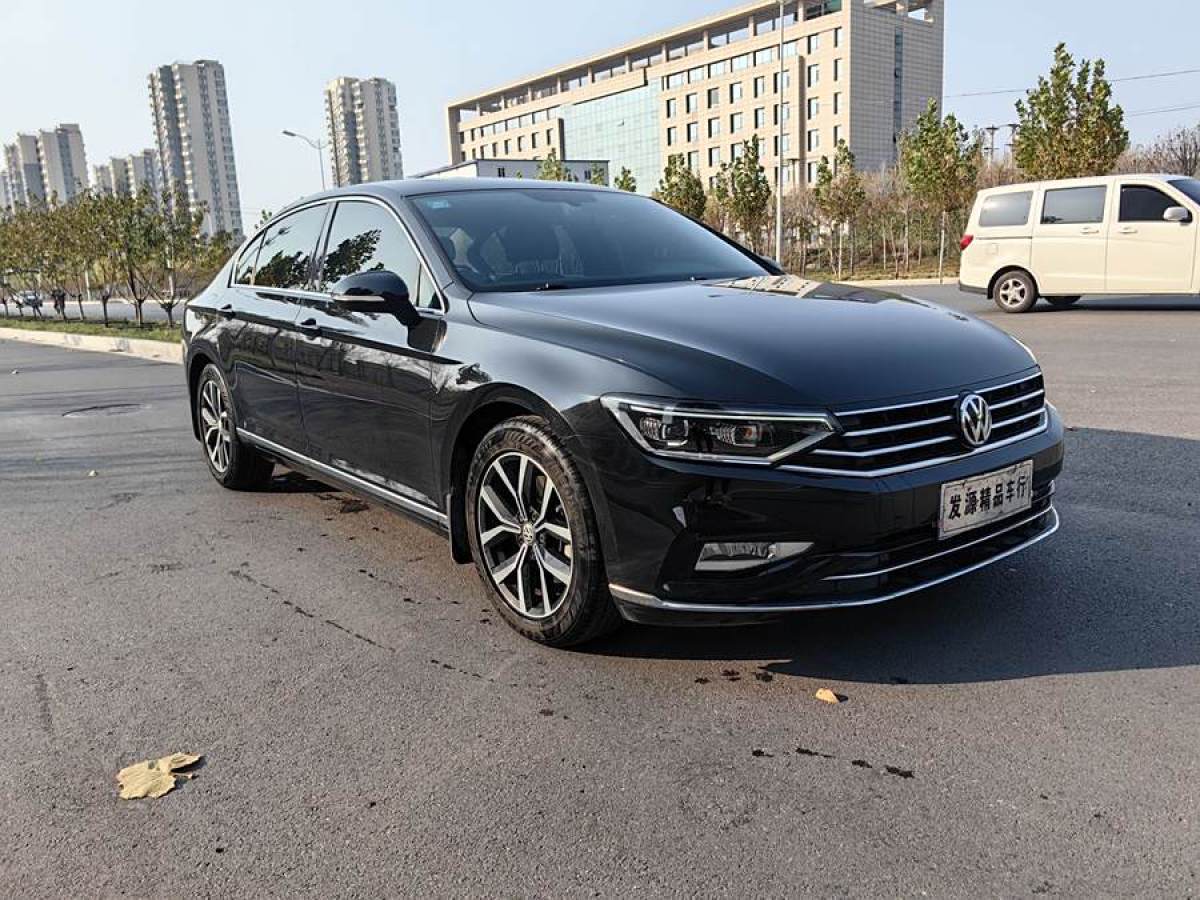 大眾 邁騰  2020款 330TSI DSG 領(lǐng)先型圖片