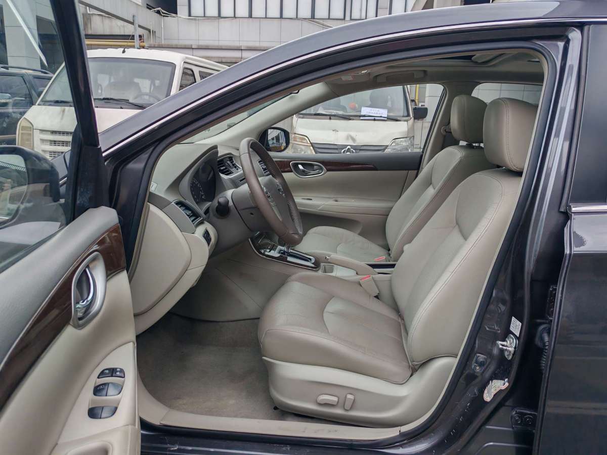 日產(chǎn) 軒逸  2012款 1.6XL CVT豪華版圖片