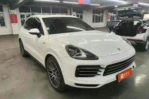 Cayenne 保时捷 Cayenne Turbo 4.0T