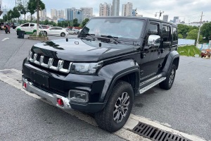 BJ40 北京 PLUS 2.3T 自動(dòng)四驅(qū)尊享版