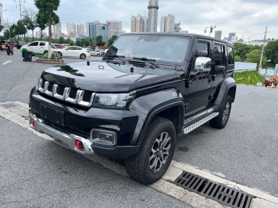 2019年5月 北京 BJ40 PLUS 2.3T 自動(dòng)四驅(qū)尊享版圖片
