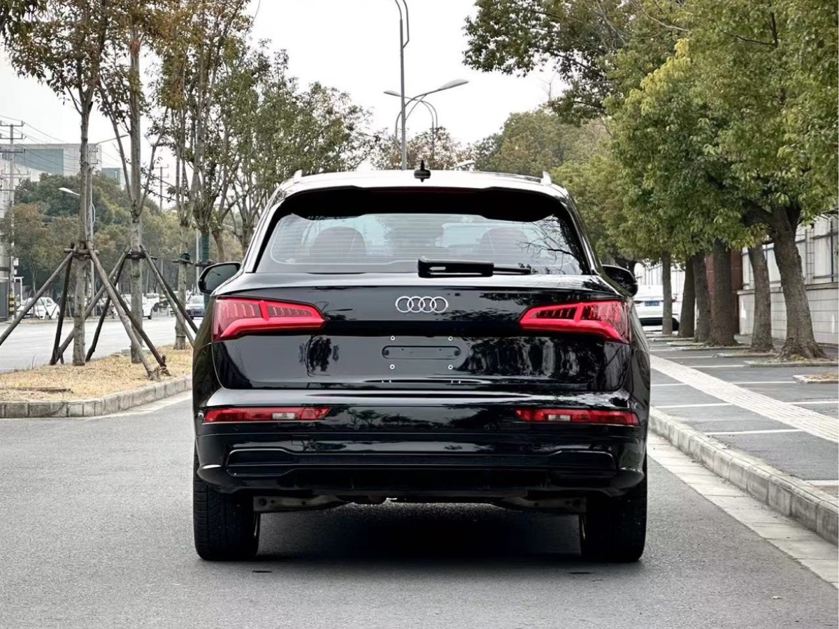 奧迪 奧迪Q5L  2020款 改款 40 TFSI 榮享進取型圖片