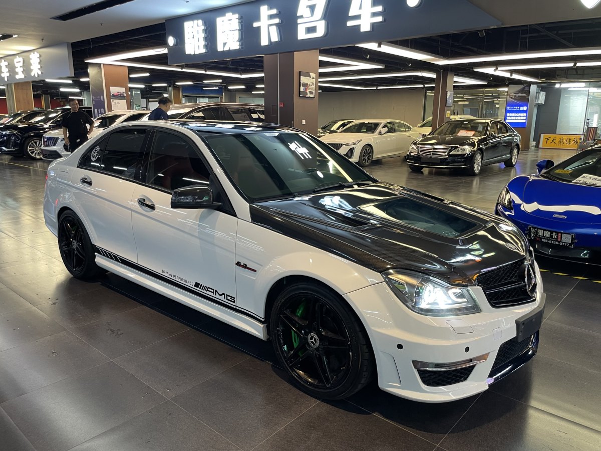 2013年9月奔馳 奔馳C級(jí)AMG  2012款 AMG C 63 動(dòng)感型