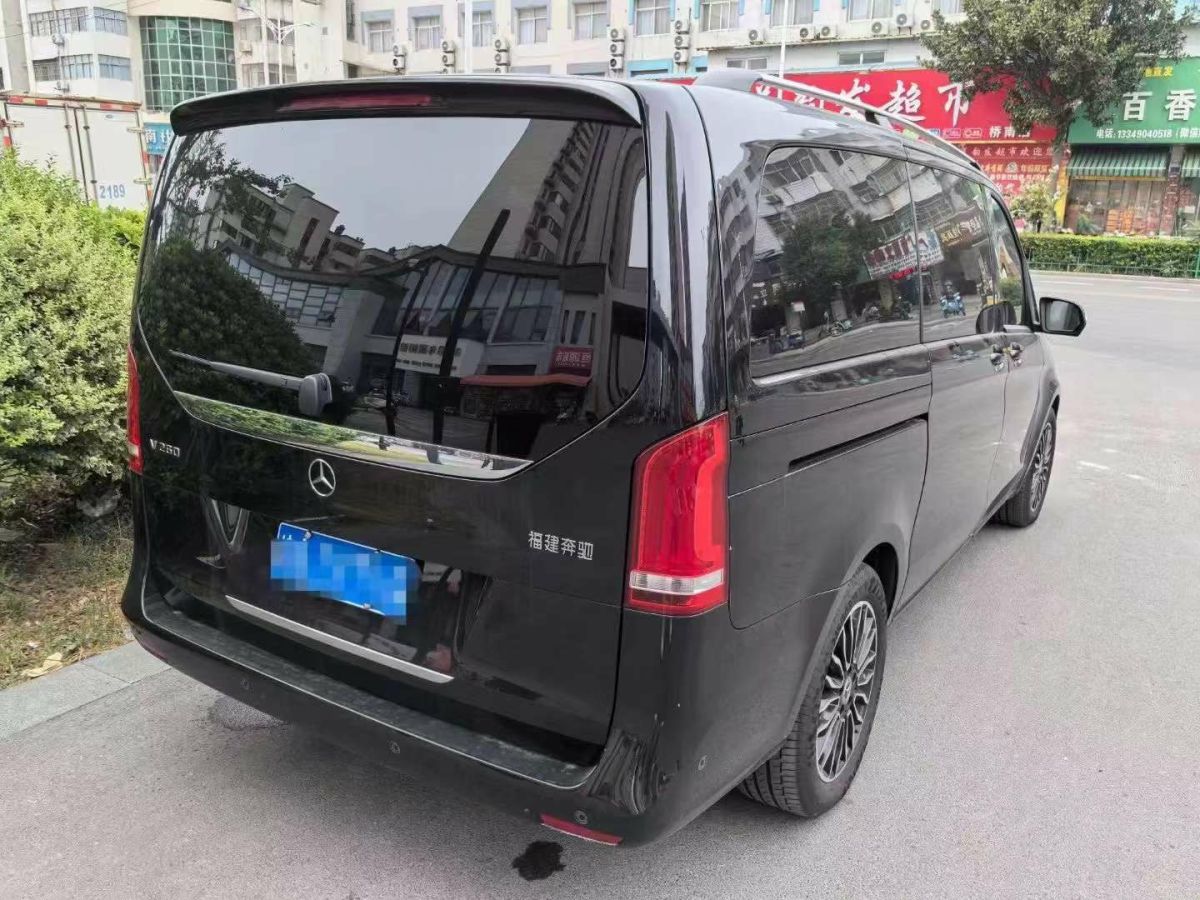 盛唐 盛唐V-Class  2023款 2.0T V级华尔街荣耀图片