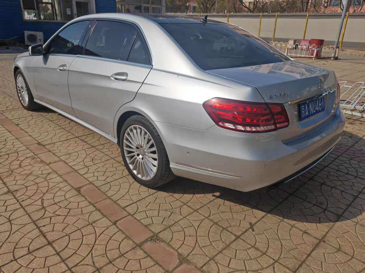 奔馳 奔馳E級(jí)  2014款 改款 E 260 L 豪華型圖片