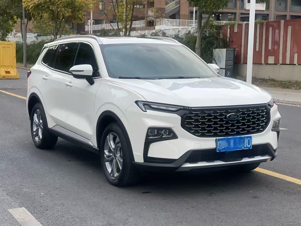 福特 領(lǐng)睿  2022款 EcoBoost 170 精領(lǐng)型圖片