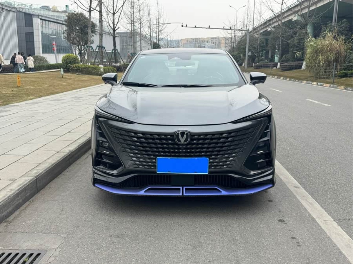 長(zhǎng)安 UNI-T  2023款 第二代 1.5T 尊享型圖片