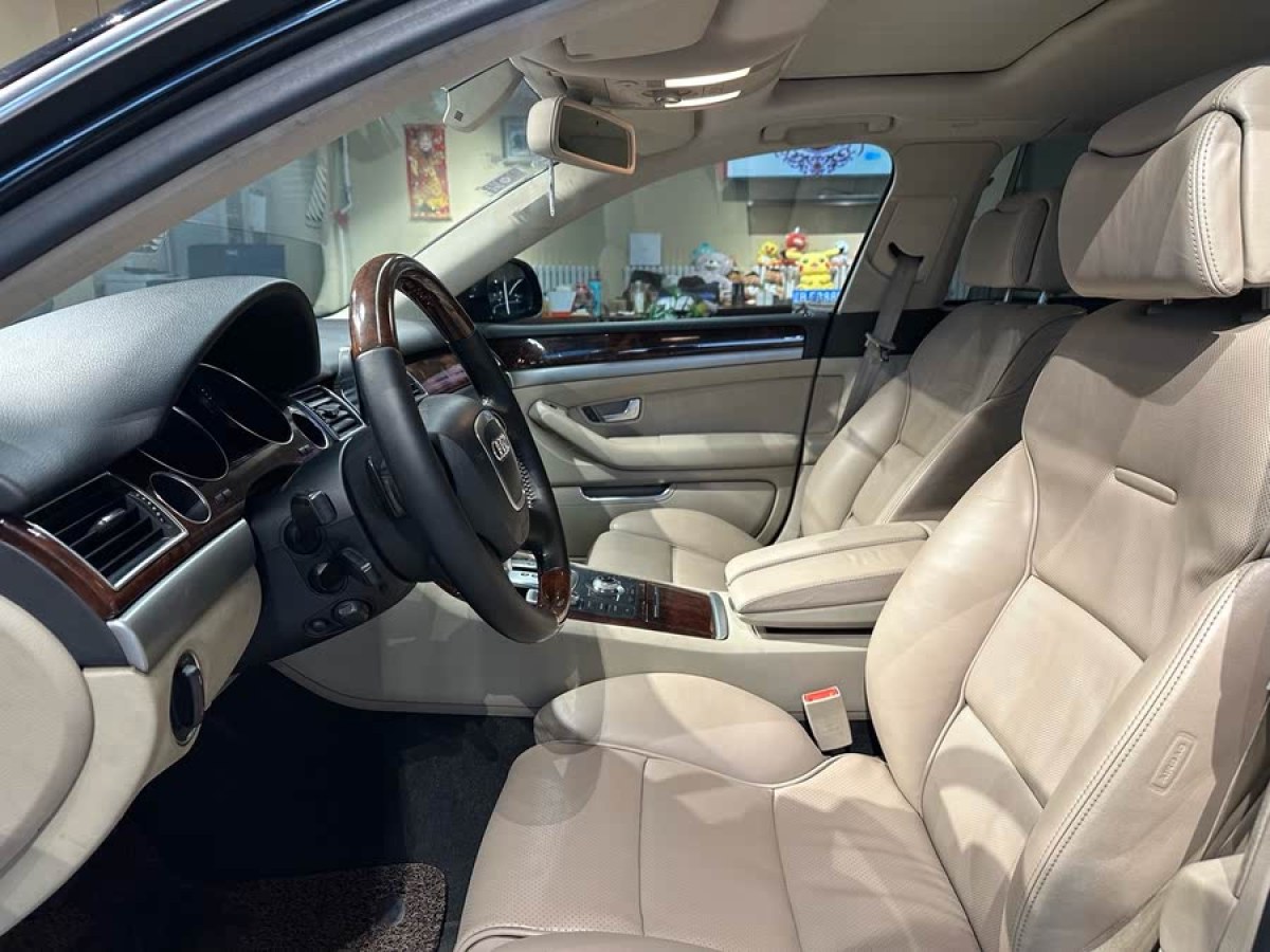 奧迪 奧迪A8  2008款 A8L 3.2 FSI豪華型圖片