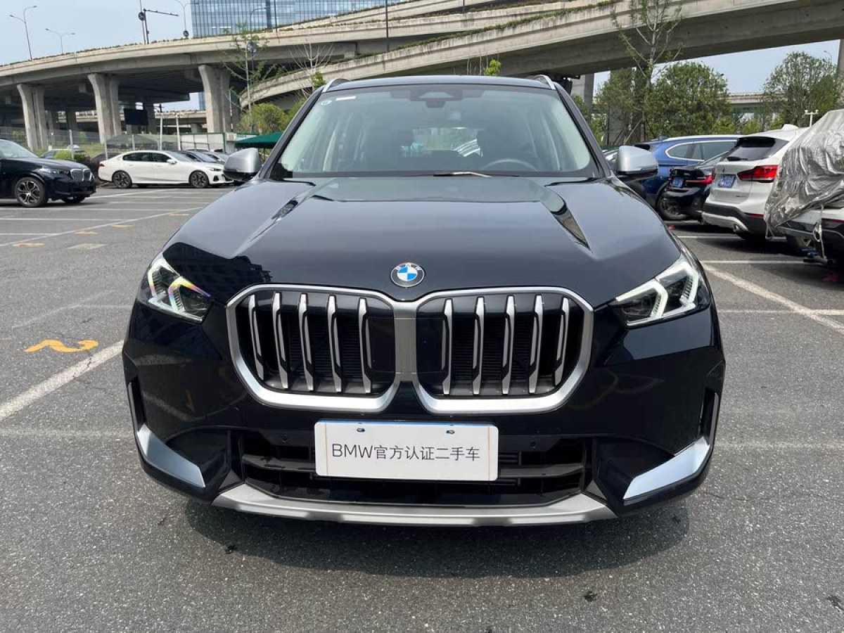寶馬 寶馬X1  2024款 sDrive25Li X設(shè)計套裝圖片