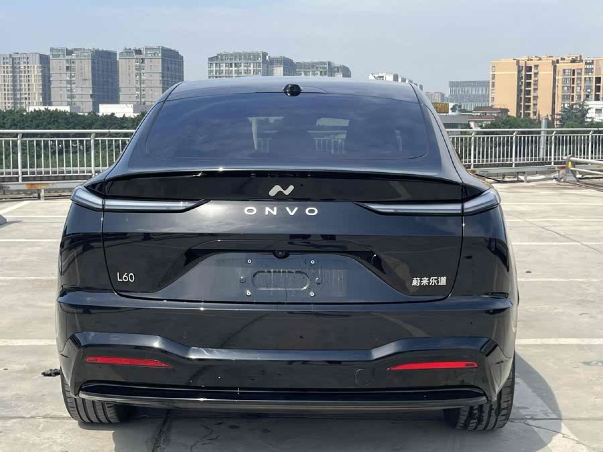 蔚來(lái) 樂(lè)道L60  2024款 60kwh 后驅(qū)版圖片