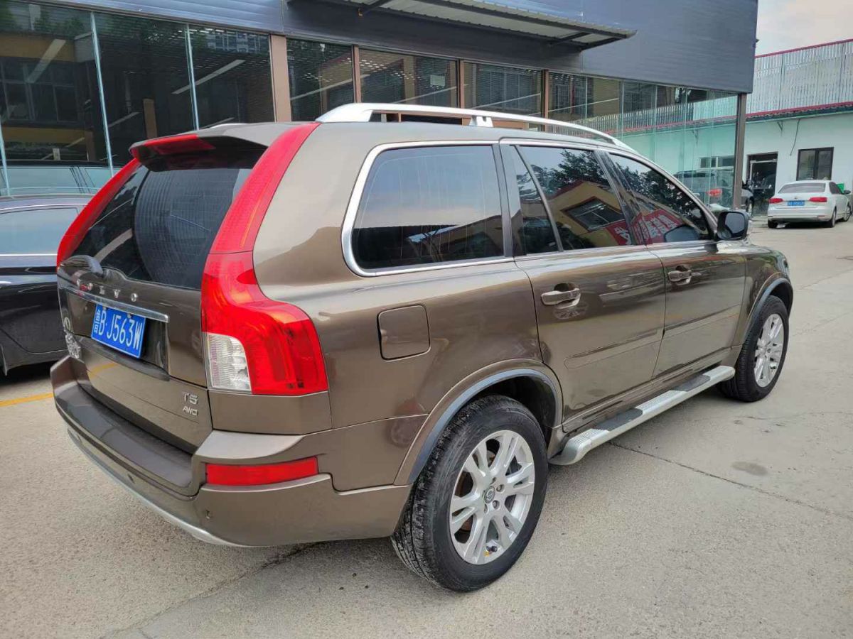 沃爾沃 XC90  2015款 T5 2.5T 行政版圖片