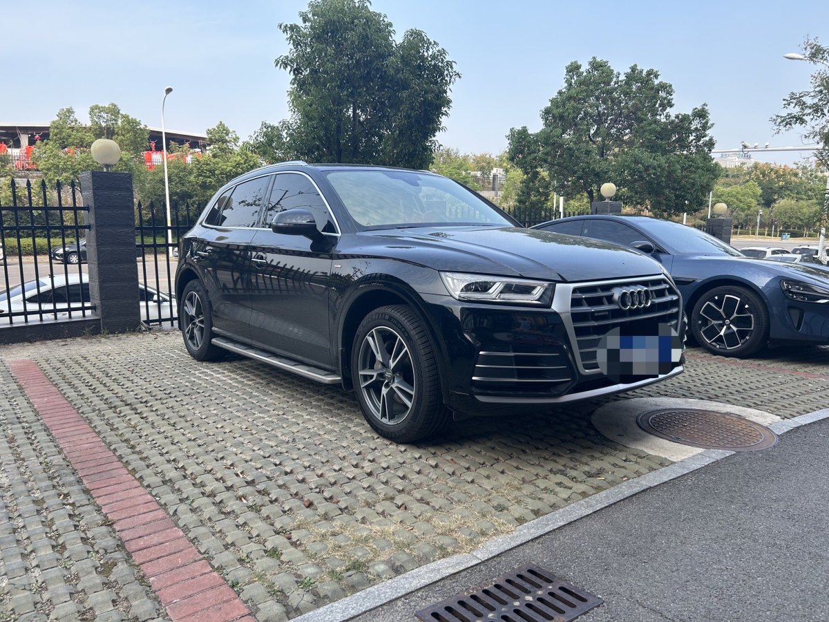 奧迪 奧迪Q5L  2020款 改款 40 TFSI 榮享時尚型圖片