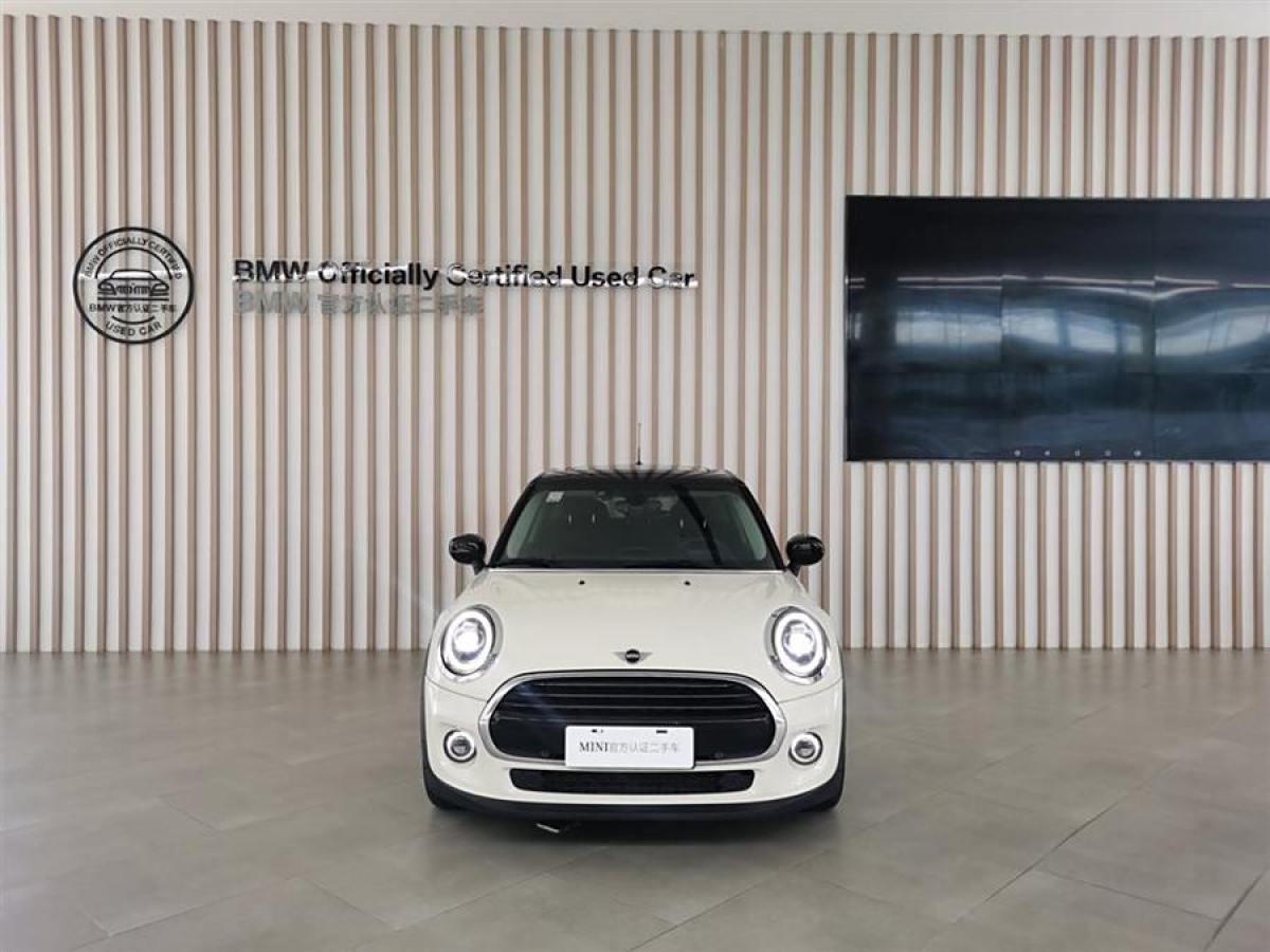 MINI MINI  2021款 1.5T COOPER 經(jīng)典派 五門版圖片