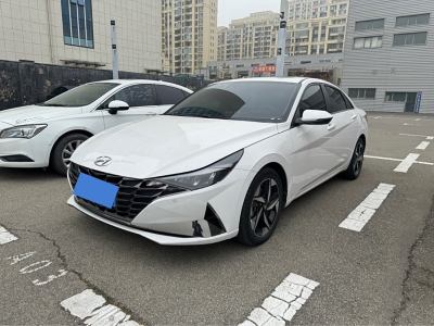 2023年9月 現(xiàn)代 伊蘭特 1.5L CVT LUX尊貴版圖片