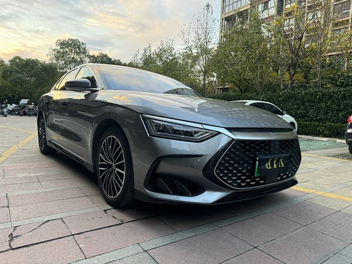 比亞迪 漢  2022款 DM-i 121KM 領(lǐng)航型圖片