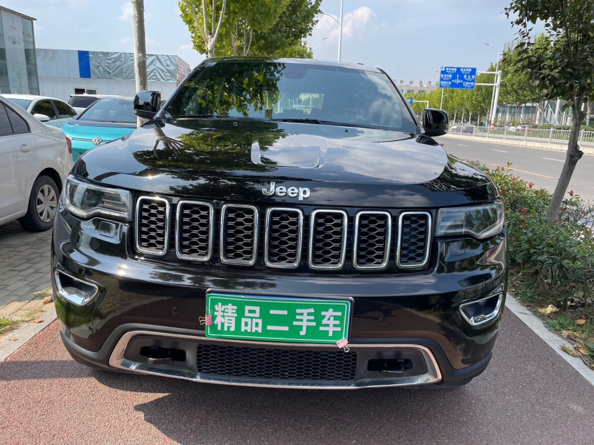 Jeep 大切诺基  2017款 3.0L 舒享导航版图片