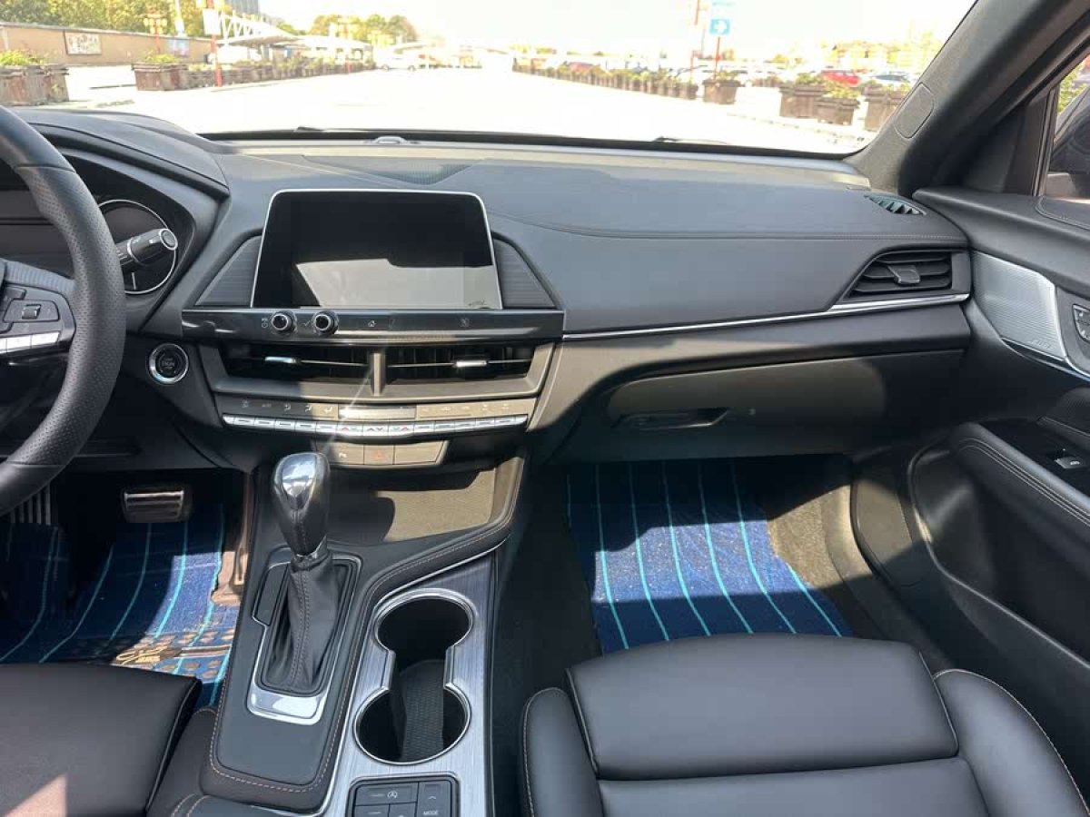 凱迪拉克 CT4  2022款 28T 豪華型圖片