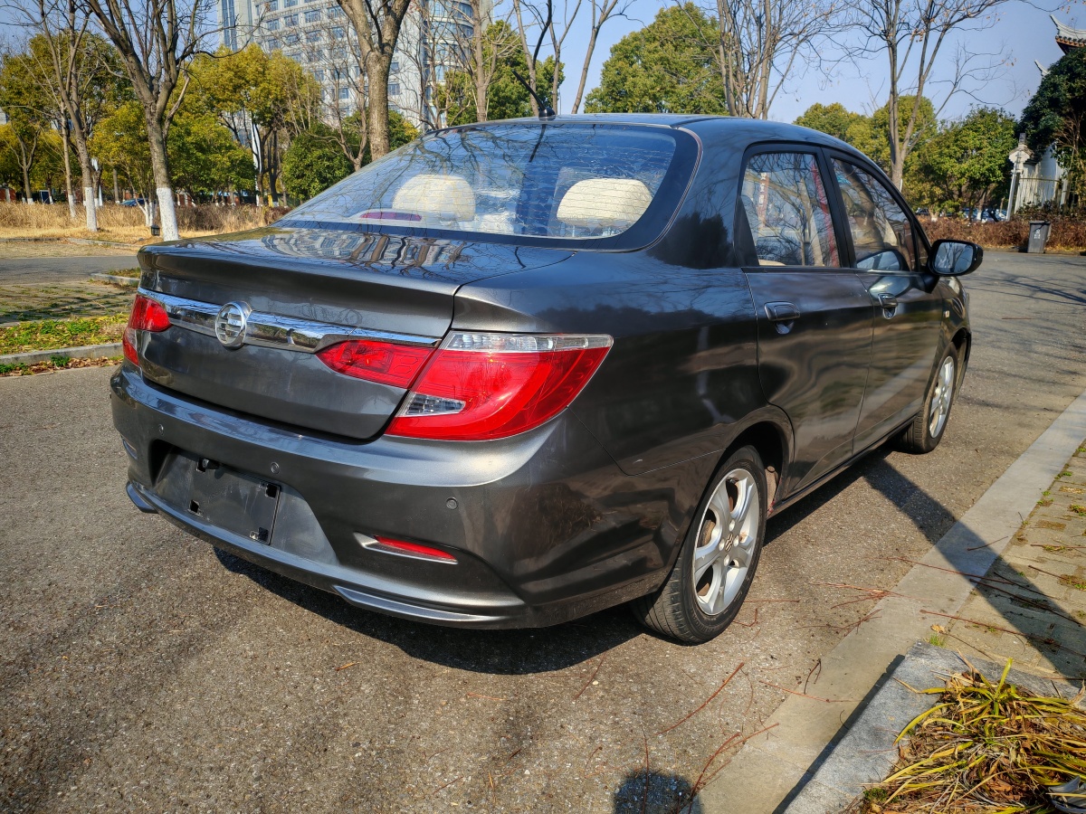 理念 S1  2013款 1.5L 自動舒適版圖片