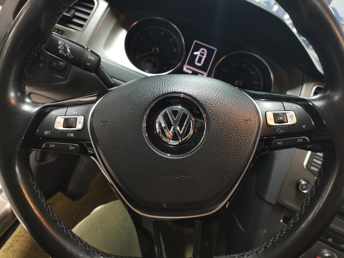 大眾 高爾夫  2015款 1.4TSI 自動豪華型圖片