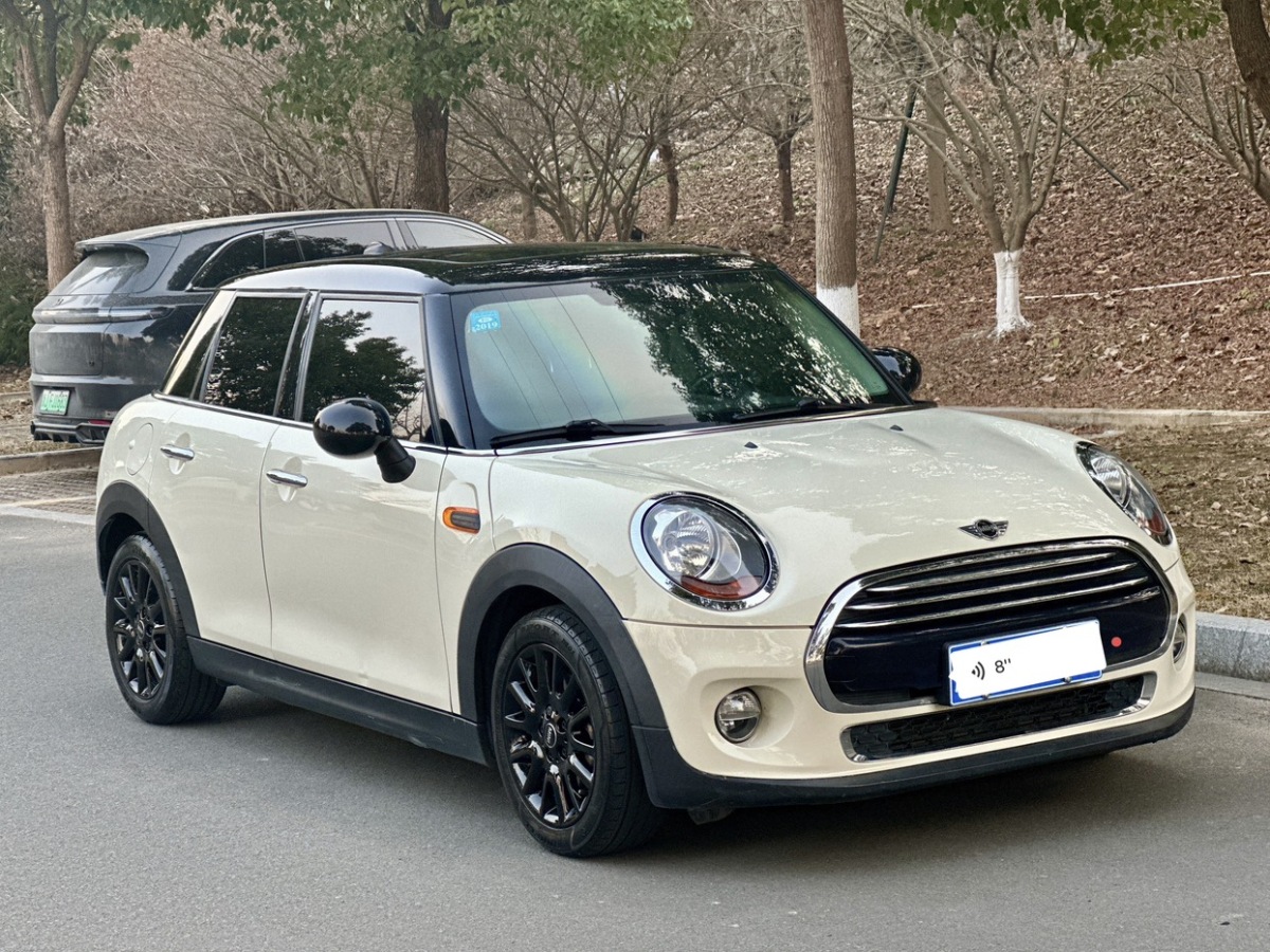 MINI MINI  2016款 1.2T ONE 先鋒派 五門版圖片