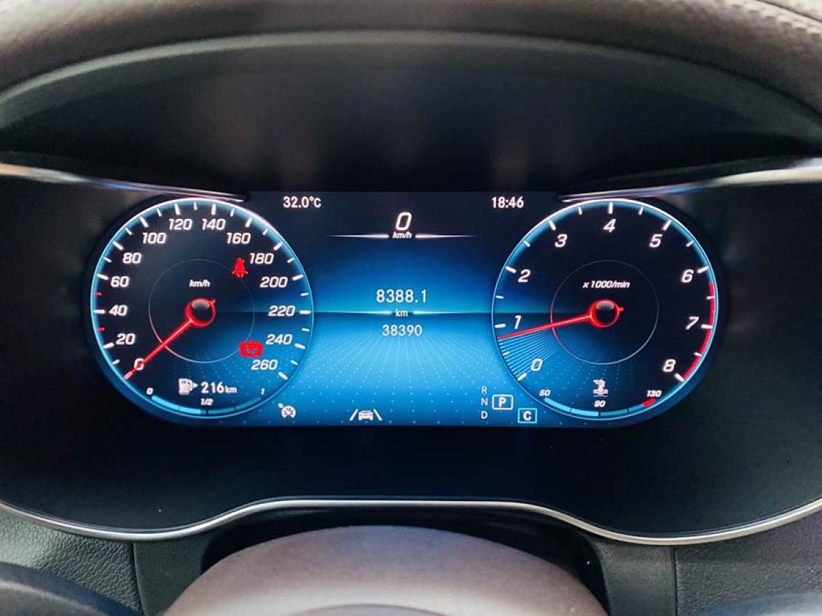 奔驰 奔驰GLC  2020款 改款 GLC 300 L 4MATIC 动感型图片