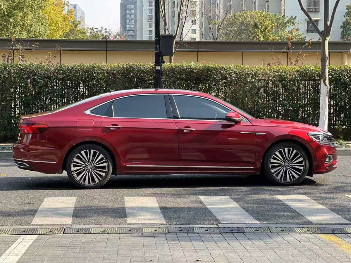 大眾 帕薩特  2019款 330TSI 豪華版圖片