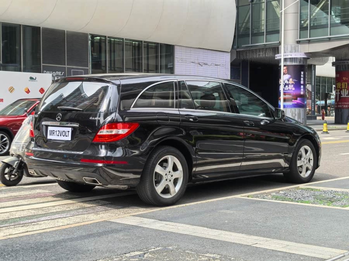 奔馳 奔馳R級  2014款 R 320 4MATIC 豪華型圖片