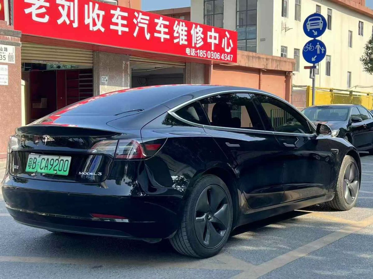 特斯拉 Model 3  2020款 標(biāo)準(zhǔn)續(xù)航后驅(qū)升級(jí)版圖片