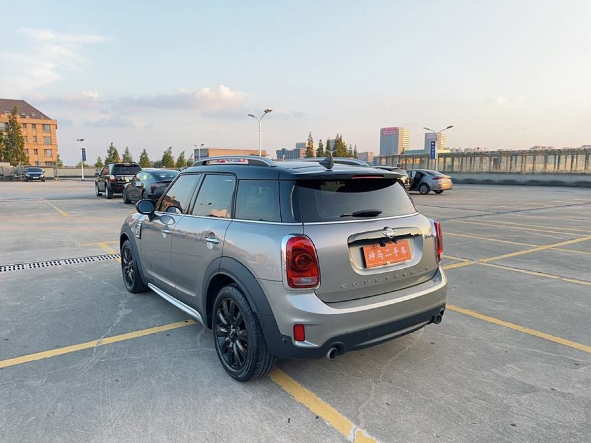 MINI COUNTRYMAN  2018款 2.0T COOPER S ALL4 經(jīng)典派圖片