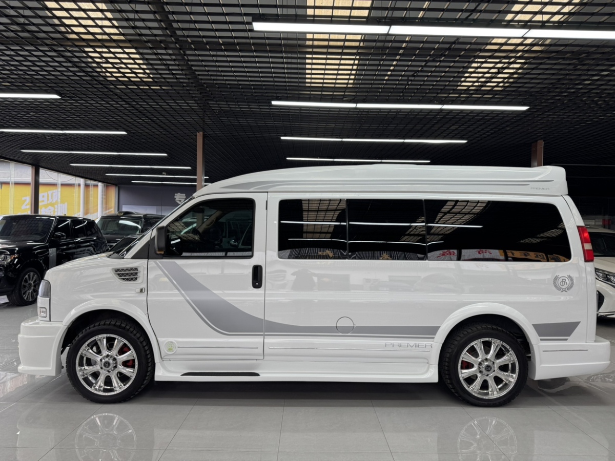 GMC SAVANA  2015款 5.3L G550S 四驅(qū)雅尊版圖片