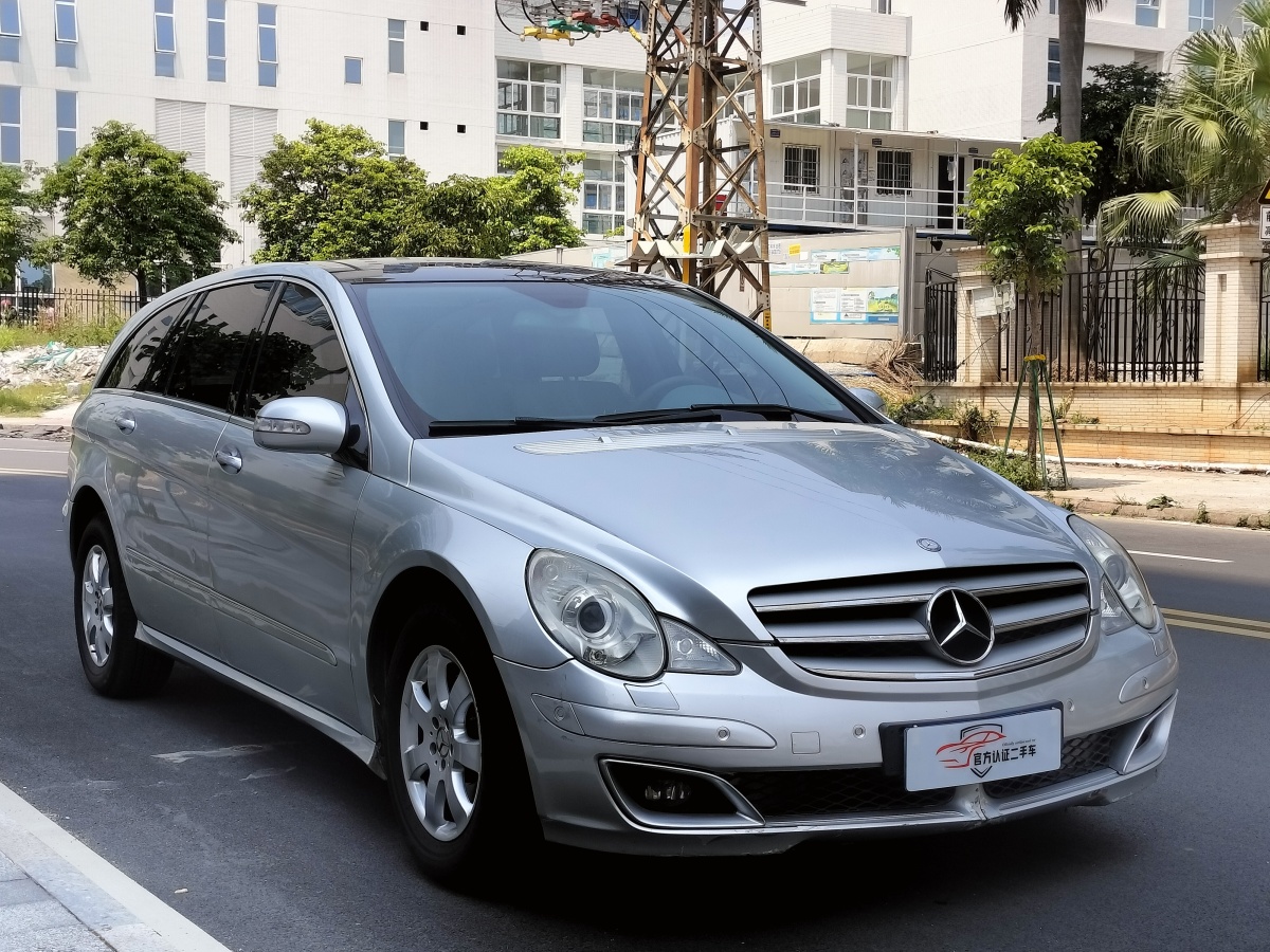 奔馳 奔馳R級  2007款 R 350 L 4MATIC圖片