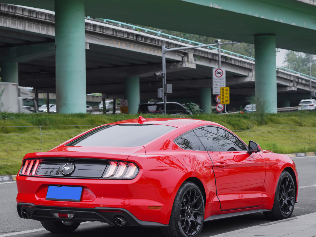 2021年7月福特 Mustang  2021款 2.3L EcoBoost