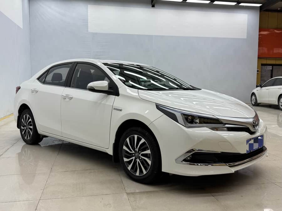 豐田 卡羅拉  2017款 改款雙擎 1.8L E-CVT領(lǐng)先版圖片