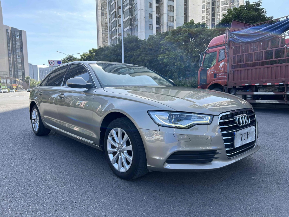 奧迪 奧迪A6L  2012款 TFSI 標(biāo)準(zhǔn)型圖片