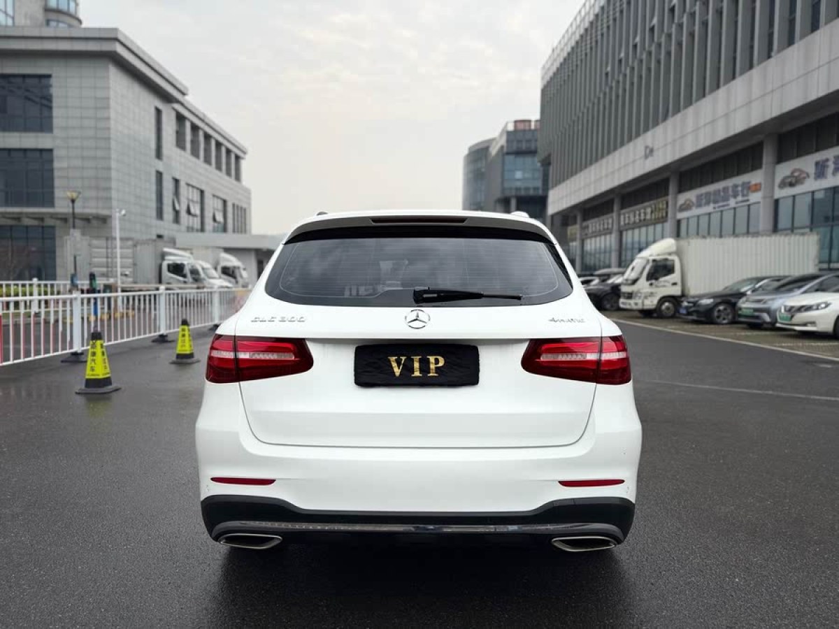 奔馳 奔馳GLC  2017款 GLC 300 4MATIC 動(dòng)感型圖片