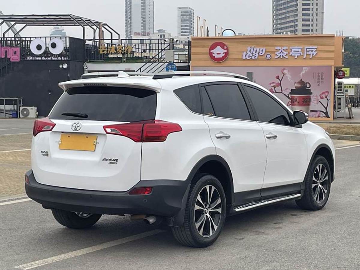 豐田 RAV4榮放  2015款 2.5L 自動(dòng)四驅(qū)精英版圖片