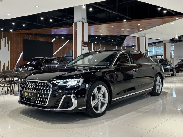 奥迪 奥迪A8  2023款 A8L 50 TFSI quattro 臻选型