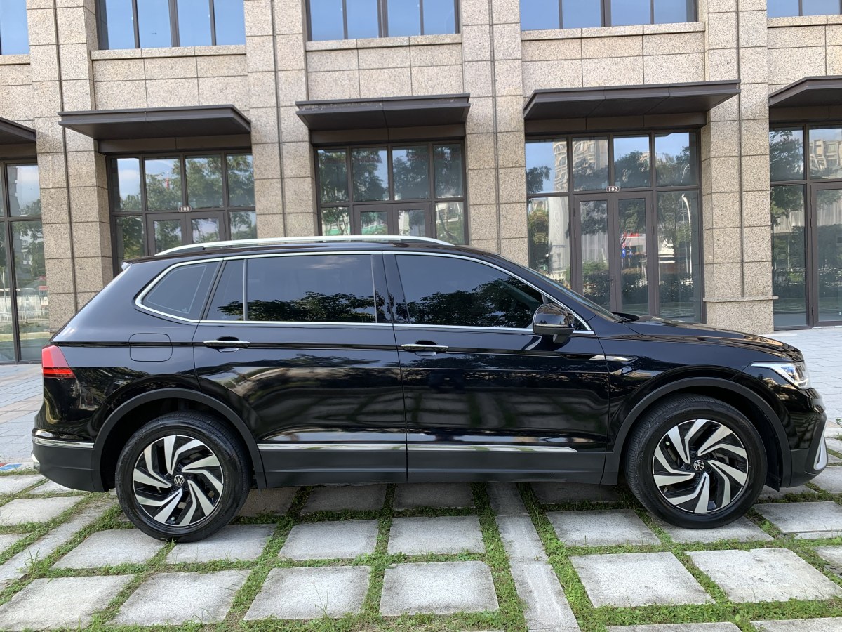 大眾 途觀L  2023款 改款 330TSI 自動兩驅智享版圖片