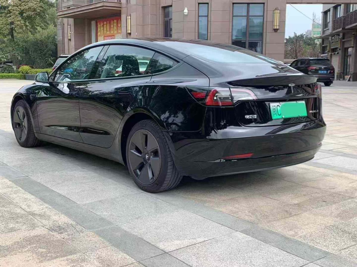 特斯拉 Model Y  2021款 標準續(xù)航后驅(qū)版圖片