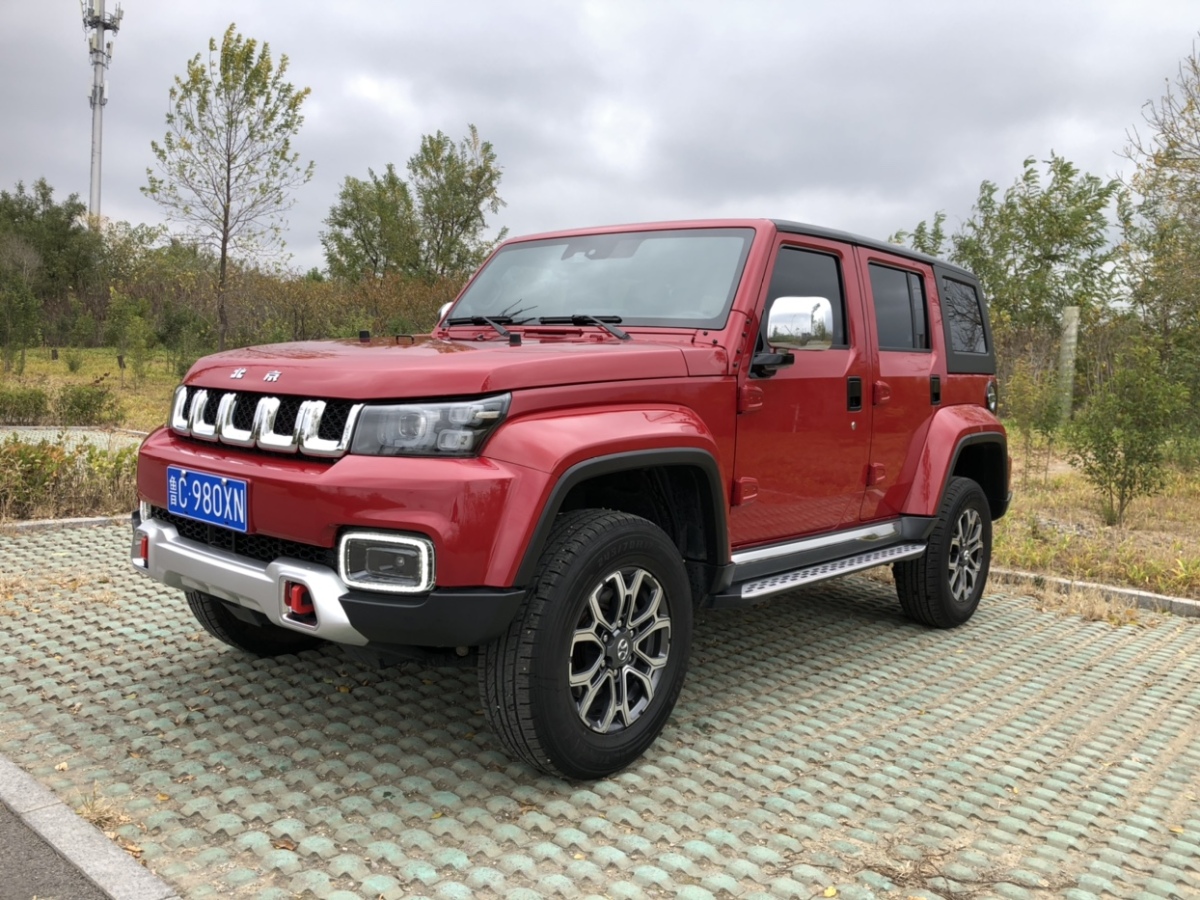 北京 bj40 2019款 2.0t 自動四驅城市獵人版尊享型圖片