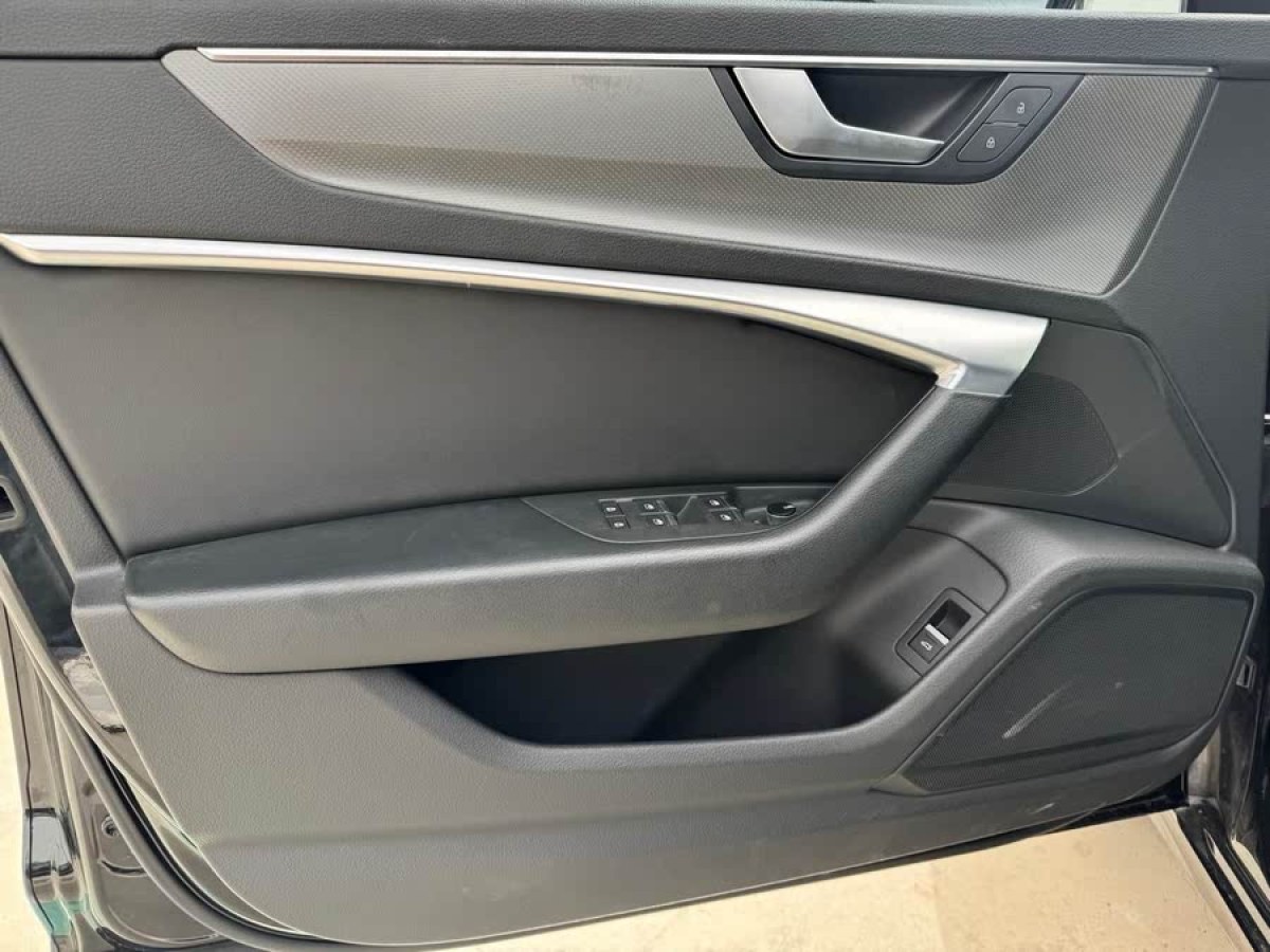 奧迪 奧迪A6L  2020款 45 TFSI 臻選動(dòng)感型圖片