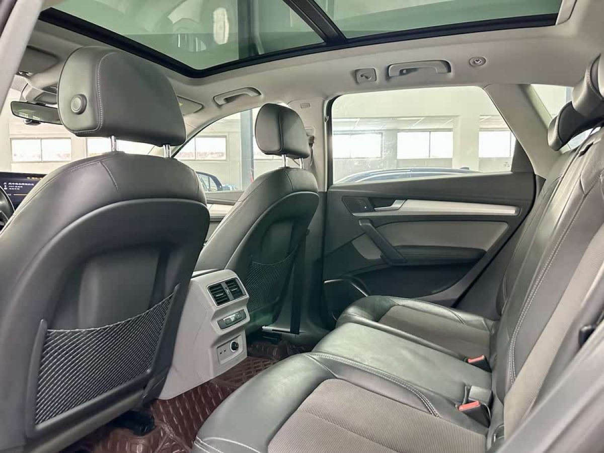 奧迪 奧迪Q5L  2020款 改款 40 TFSI 榮享進取型圖片