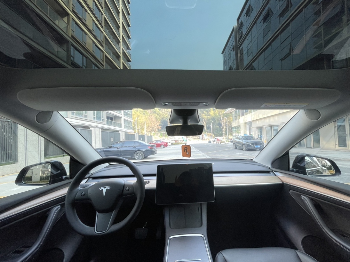 2023年9月特斯拉 Model 3  2021款 改款 標(biāo)準(zhǔn)續(xù)航后驅(qū)升級(jí)版