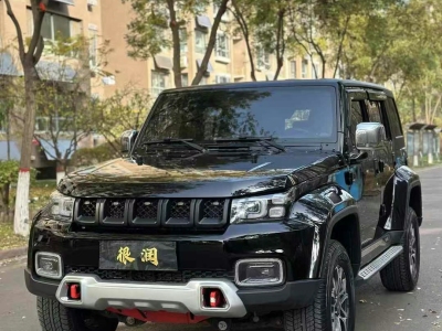 2022年1月 北京 BJ40 2.0T 自動(dòng)四驅(qū)環(huán)塔冠軍版圖片