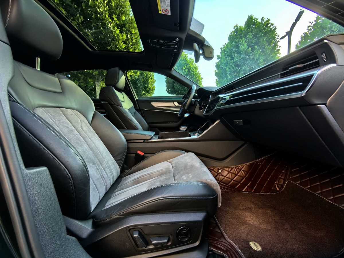 奧迪 奧迪A6L  2022款 40 TFSI 豪華動感型圖片