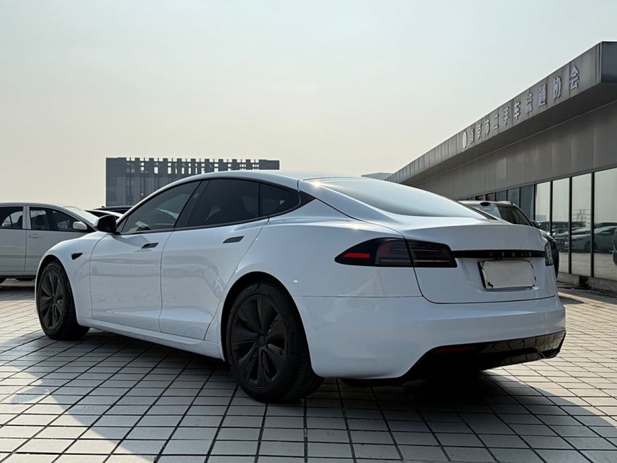 特斯拉 Model S  2023款 雙電機(jī)全輪驅(qū)動(dòng)版圖片