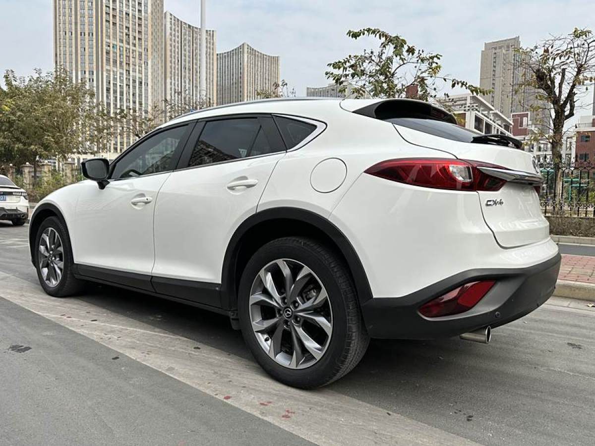 馬自達 CX-4  2018款 2.0L 自動兩驅(qū)藍天品位版圖片