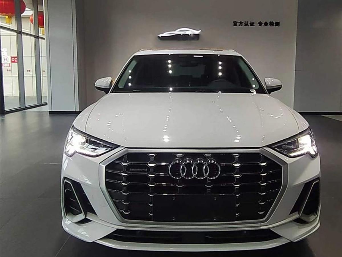 奧迪 奧迪Q3  2021款 45 TFSI quattro 豪華動(dòng)感型圖片