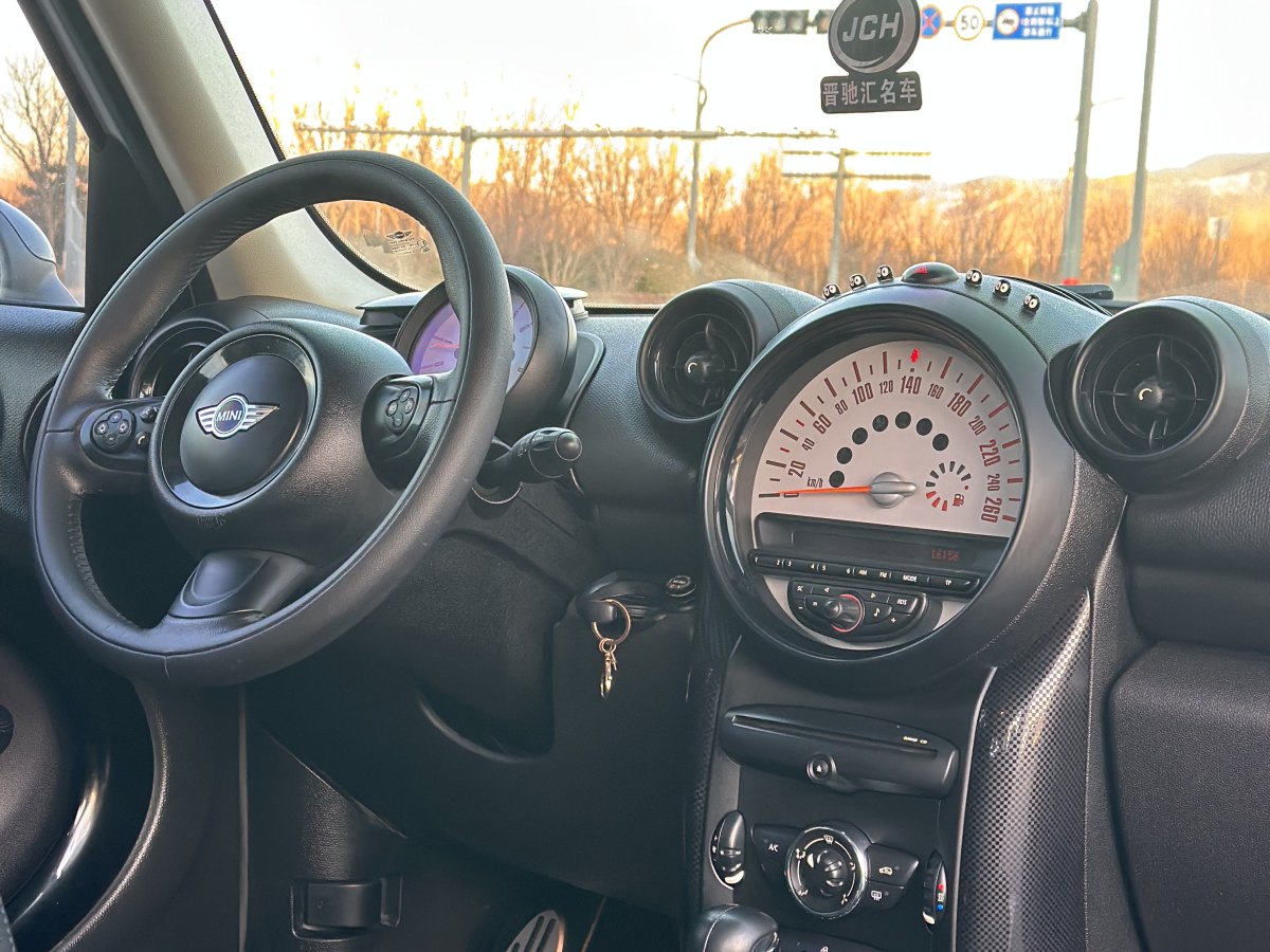 MINI COUNTRYMAN  2013款 1.6T COOPER ALL4 Fun圖片