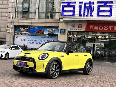 2024年3月 MINI MINI 改款 2.0T COOPER S 藝術(shù)家 五門(mén)版圖片